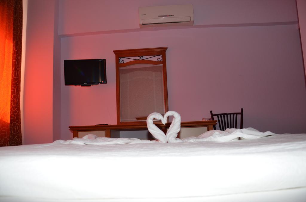Ozturk Hotel Antalya Zimmer foto